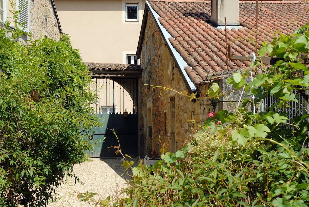 La Maison Des Gardes - Chambres D'Hotes Cluny Exterior foto